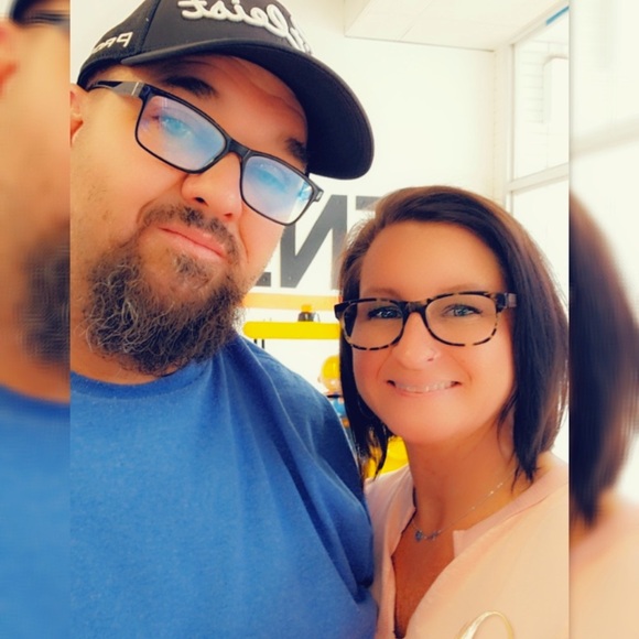 Meet your Posher, Leighanne - Picture 1 of 1